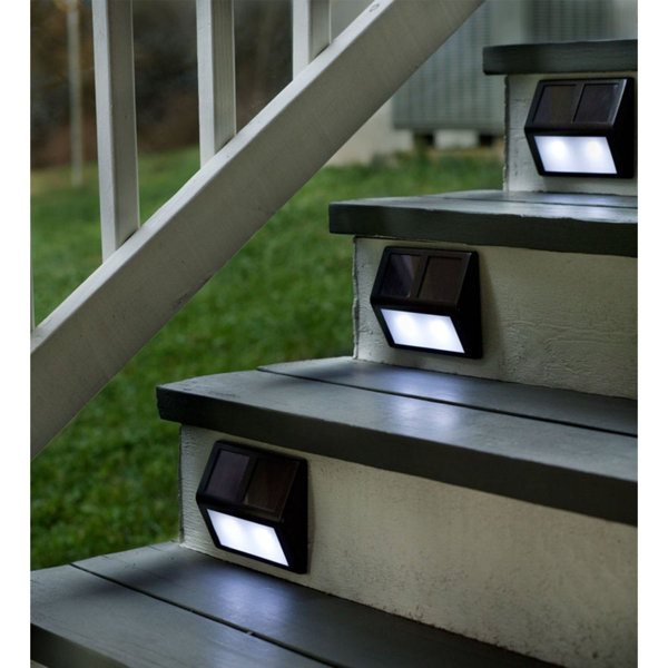 Solar lights for on sale concrete steps